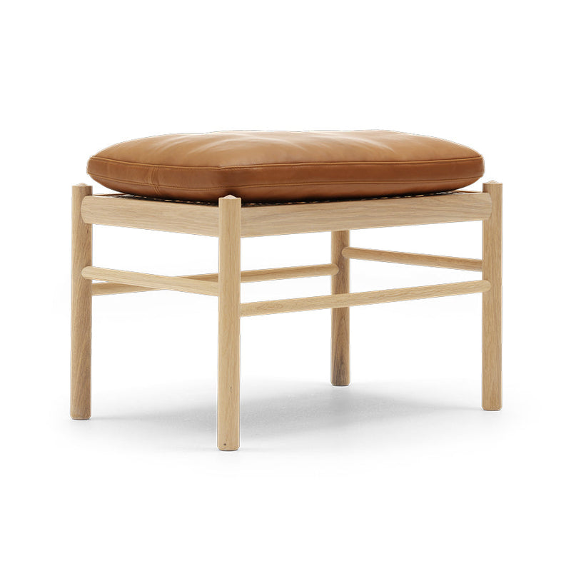 OW149F コロニアルフットスツール オーク ソープ仕上げ ｜COLONIAL FOOTSTOOL ｜Ole Wanscher (オーレ・ヴァンシャー) カール・ハンセン＆サン【正規販売店】デンマークデザイン