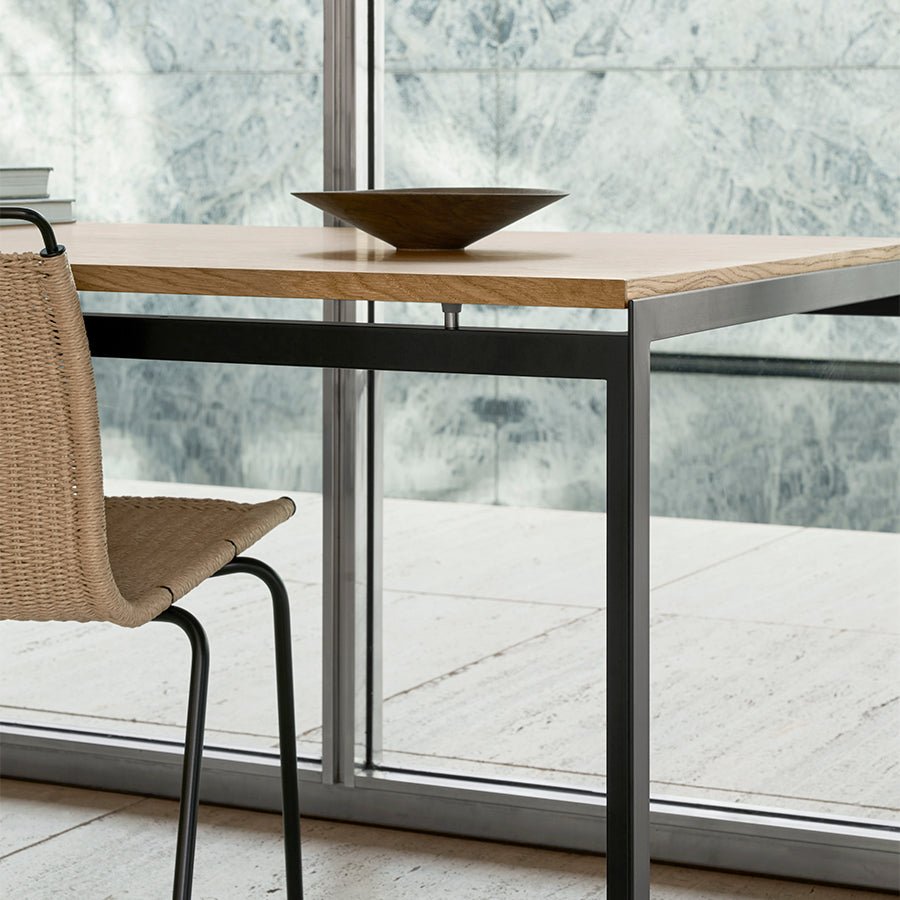 PK52 Professor Desk ｜ Poul Kjærholm (ポール・ケアホルム) カール