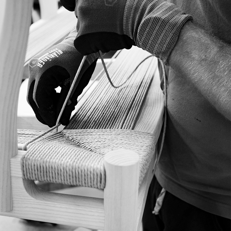 【PPモブラー正規販売店】 PP266 Chinese Bench | Hans J. Wegner (ハンス・J・ウェグナー)