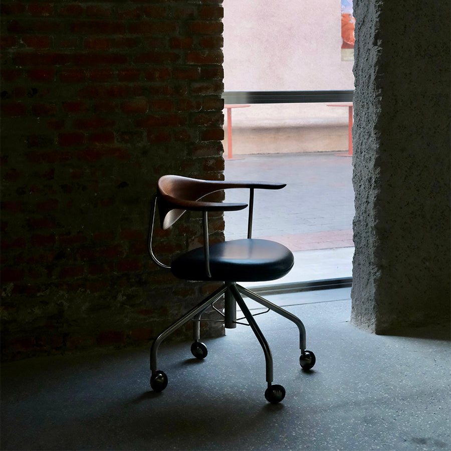 数量限定】 PP502 Swivel Chair Wenge(ウェンジ) | Hans. J. Wegner