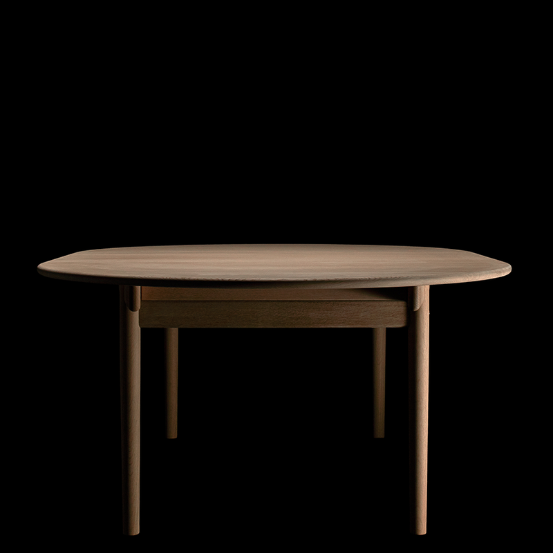 PPモブラー正規販売店】 PP70 Φ126/Φ140cm Round Table | Hans. J