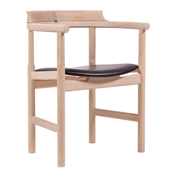 【PPモブラー正規販売店】 PP52 Captain's Chair (クッション張り) | Hans. J. Wegner (ハンス・J・ウェグナー)