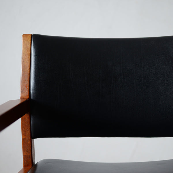 Christian Hividt Arm Chair R412D232C