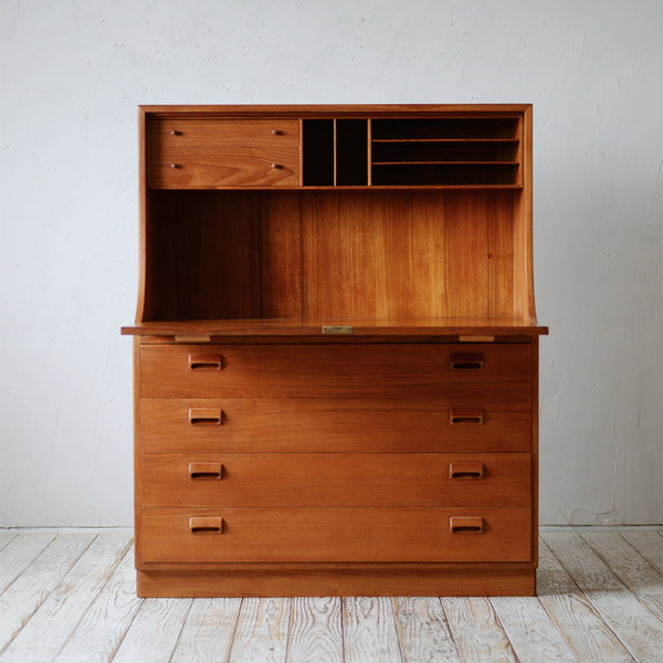 Borge Mogensen "model143" Bureau R412D267