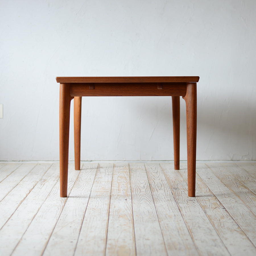 Grete Jalk Dining Table D-R500K010 | 北欧家具 北欧インテリア通販