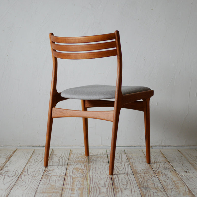 Johannes Andersen Dining Chair model U20 D-R507D421B