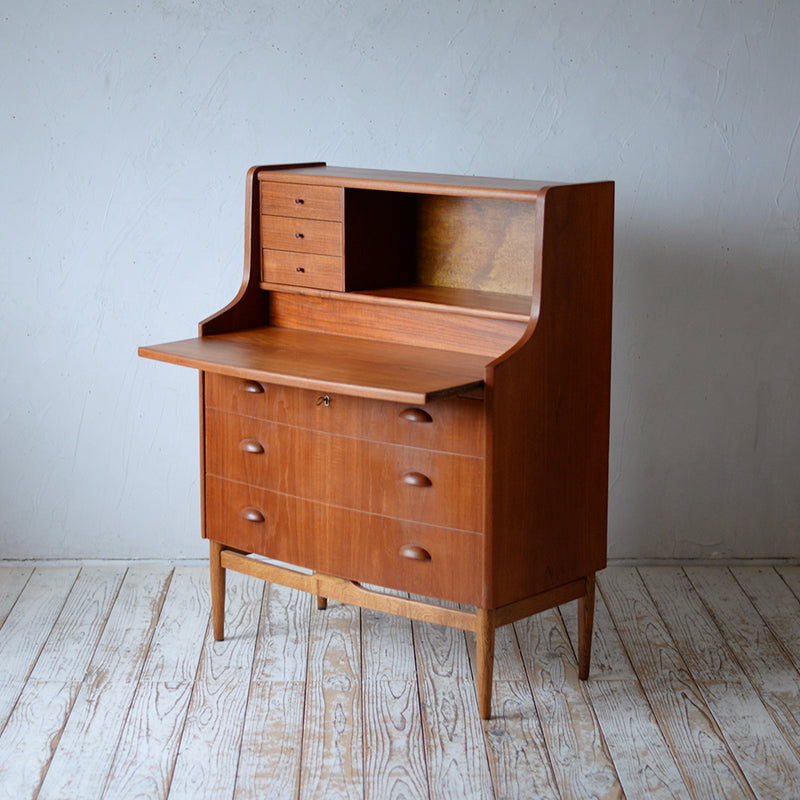 Bureau R600K008