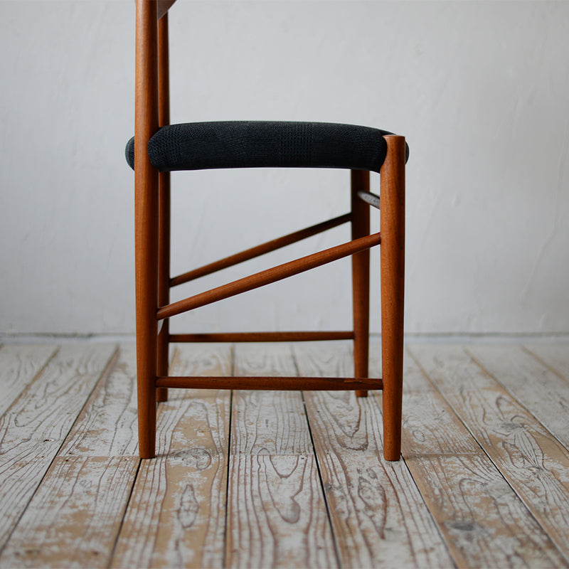 Peter Hvidt & Orla Molgaard Nielsen Dining Chair "model316" R600K015