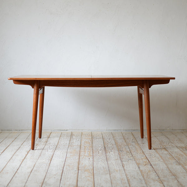 Hans J. Wegner Dining Table "AT310" D-R606D124