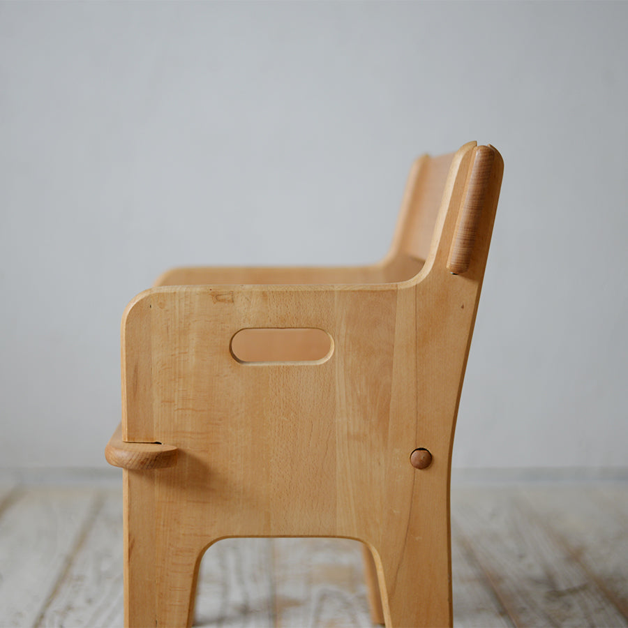ピーターズチェア　Peter's chair  ウェグナー　ヨハネス・ハンセン Johannes Hansen/Hans J. Wegner 