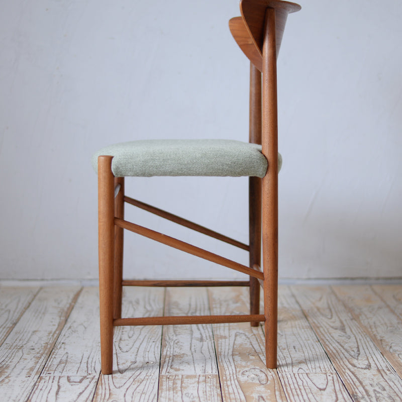 Peter Hvidt & Orla Molgaard Nielsen Dining Chair "model 316" D-R606D128