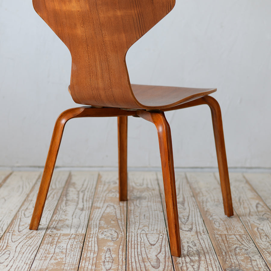 Arne Jacobsen Grand Prixchair 