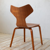 Arne Jacobsen Grand Prixchair "FH4130" R606D143