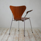 Arne Jacobsen Arm Chair "FH3107" R607D310