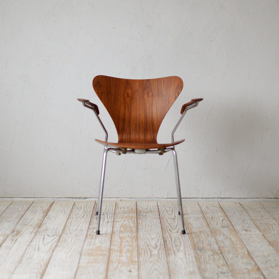 Arne Jacobsen Arm Chair 