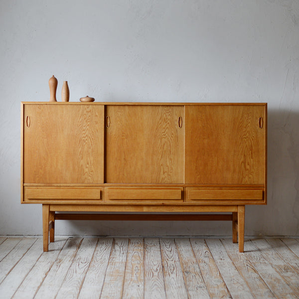 Sideborad D-R612D319