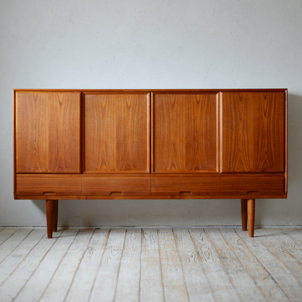 Henry Kjærnulf Sideborad "model 371" D-R612D324