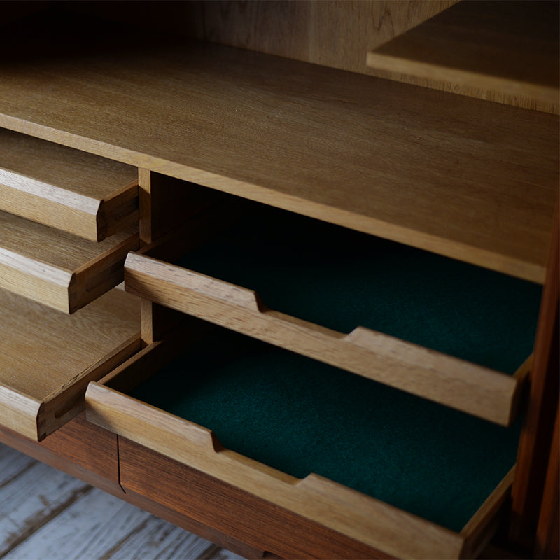 Henry Kjærnulf Sideborad "model 371" D-R612D324