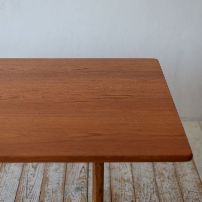 Børge Mogensen Dining Table "model C18" D-R700K016