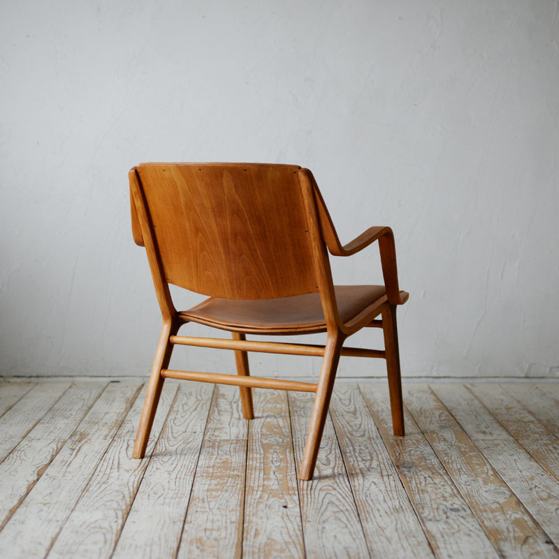 Peter Hvidt & Orla Mølgaard-Nielsen Arm Chair "AX chair" D-R704D100A