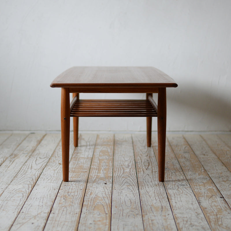 Grete Jalk Coffee Table D-R704D105B | 北欧家具 北欧インテリア通販