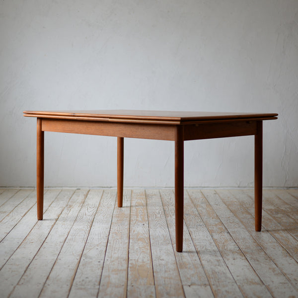 Dining Table D-R706D218