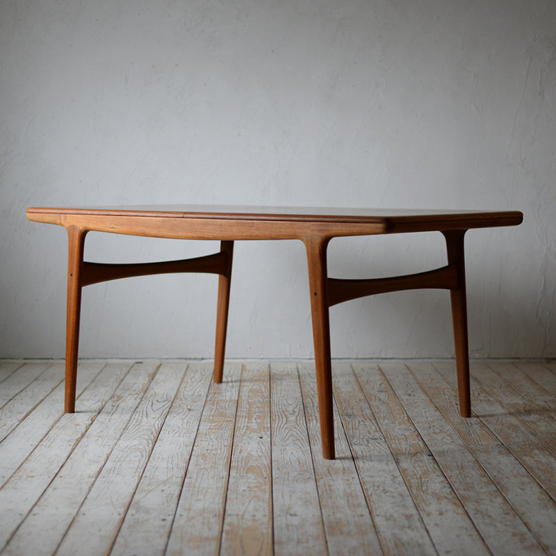 Dining Table R706D221 | 北欧家具 北欧インテリア通販サイト