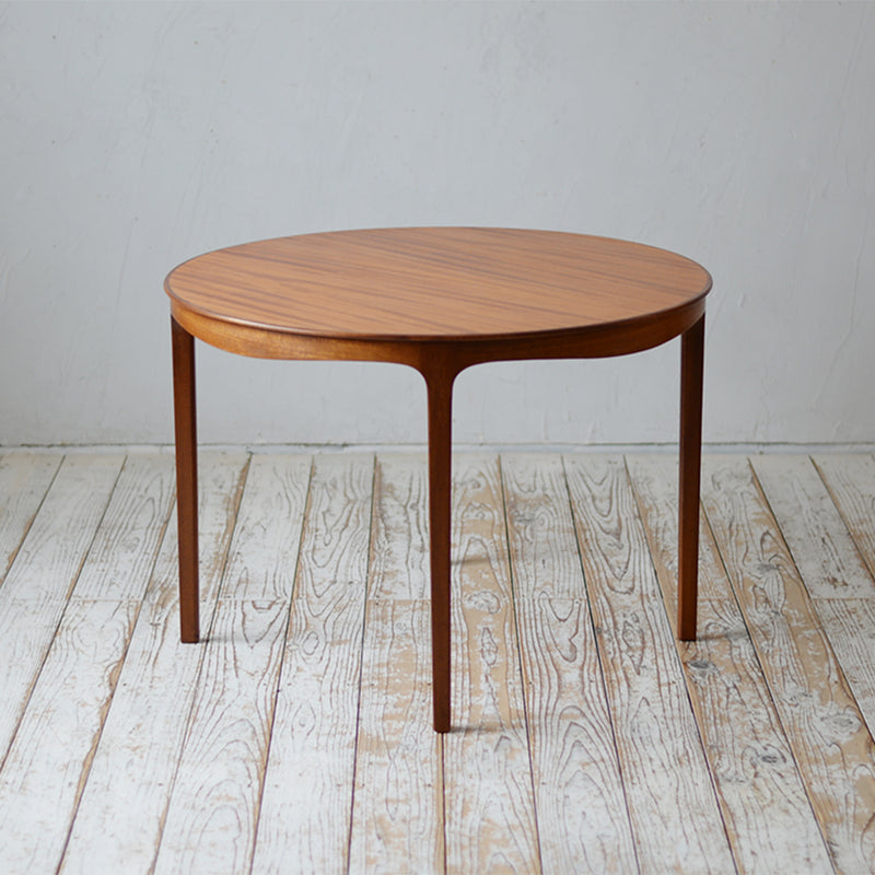「WHOLE.」北欧 アンティーク風 オーダーメイドダイニングテーブル Ole Wanscher Round Table R803D126 | 北欧家具 北欧インテリア通販