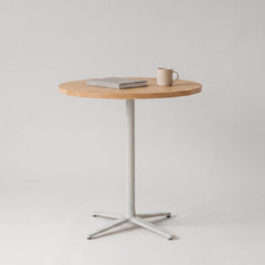 Round Cafe Table Φ700｜オーク無垢材｜北欧インテリア通販サイト greeniche（グリニッチ）