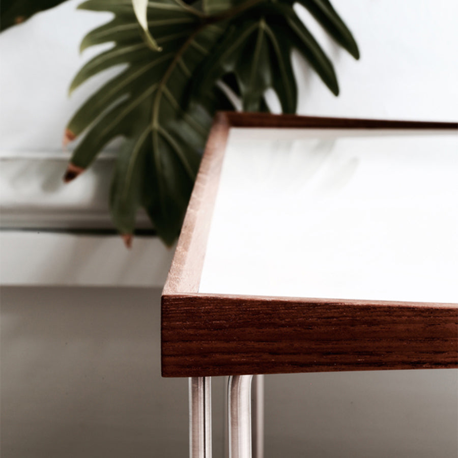 Tray table | Finn Juhl (フィン・ユール) | 北欧家具 北欧インテリア