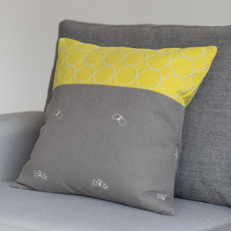 mina perhonen dop 「tambourine × choucho」クッションカバー イエロー×グレー
