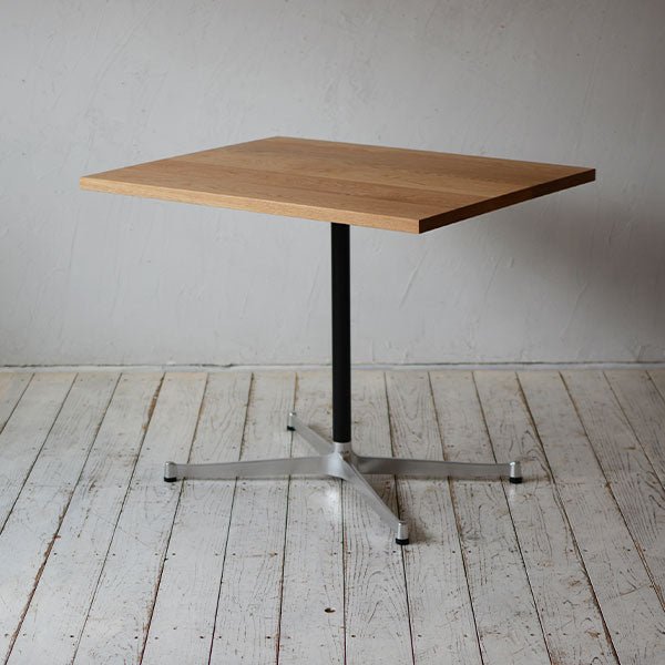 Cafe Table 800×600 | オーク/ウォルナット/チェリー無垢材 | 北欧家具 北欧インテリア通販サイト greeniche  (グリニッチ)