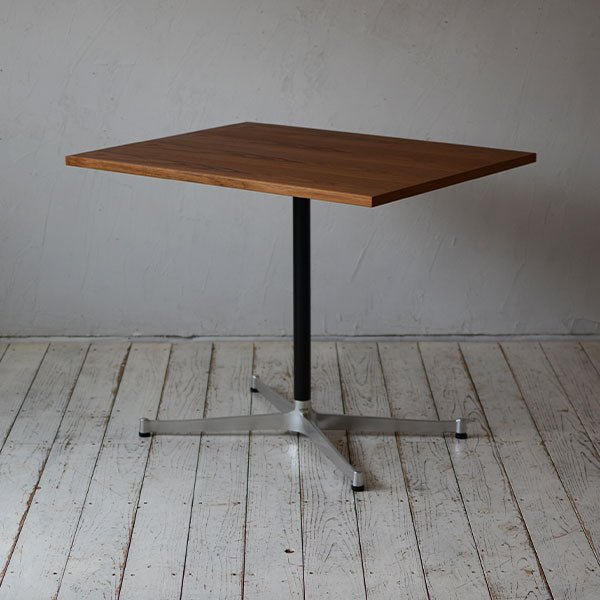 Cafe Table 800×600 | オーク/ウォルナット/チェリー無垢材 | 北欧家具 北欧インテリア通販サイト greeniche (グリニッチ )