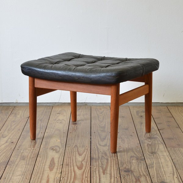 finn juhlオットマン Finn Juhl Danish Mid-Century Modern Japan Lounge Chair and