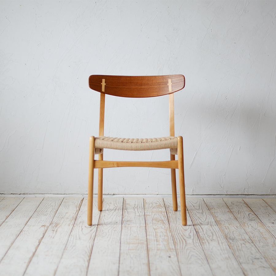 Hans J. Wegner CH23 Dining Chair D-R403D125