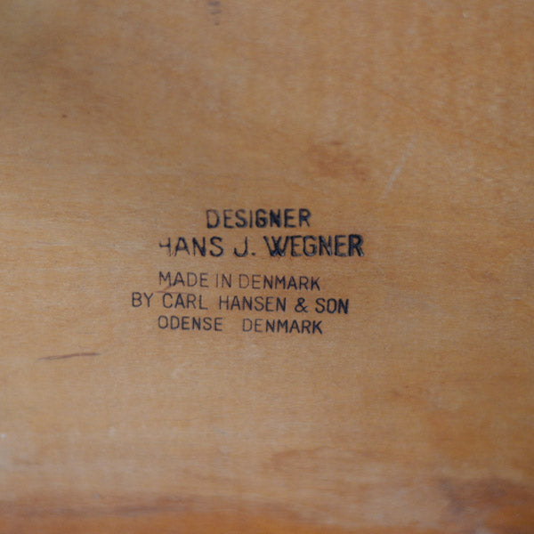 Hans J. Wegner Dining Chair CH33 601D163