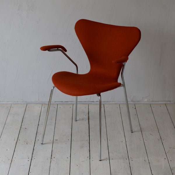 Arne Jacobsen Seven Chair 411D412A - 北欧家具 北欧インテリア通販サイト greeniche (グリニッチ)
