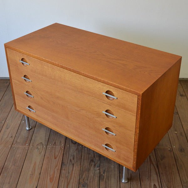 Hans J. Wegner 4drw Chest D-209D303 | 北欧家具 北欧インテリア通販