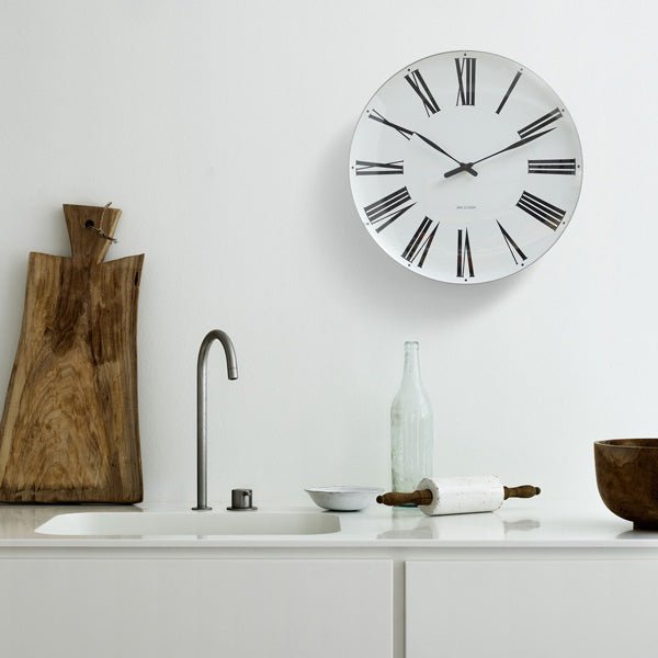 Arne Jacobsen Wall Clock / Roman | 北欧家具 北欧インテリア通販