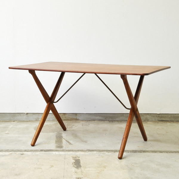 Hans J.Wegner X-leg Table 205D342