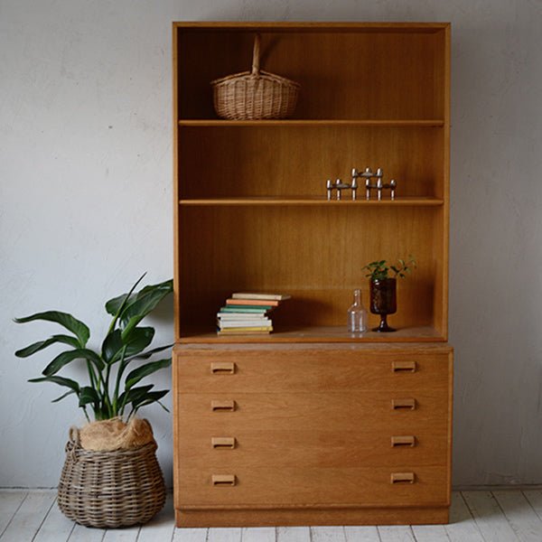 ボーエ•モーエンセン Borge Mogensen 四段チェスト Borge Mogensen