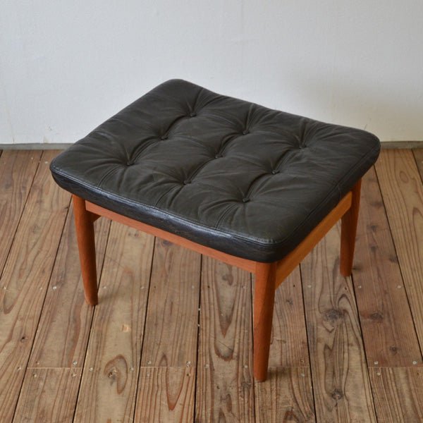 Finn Juhl stool D-308D574 | 北欧家具 北欧インテリア通販サイト