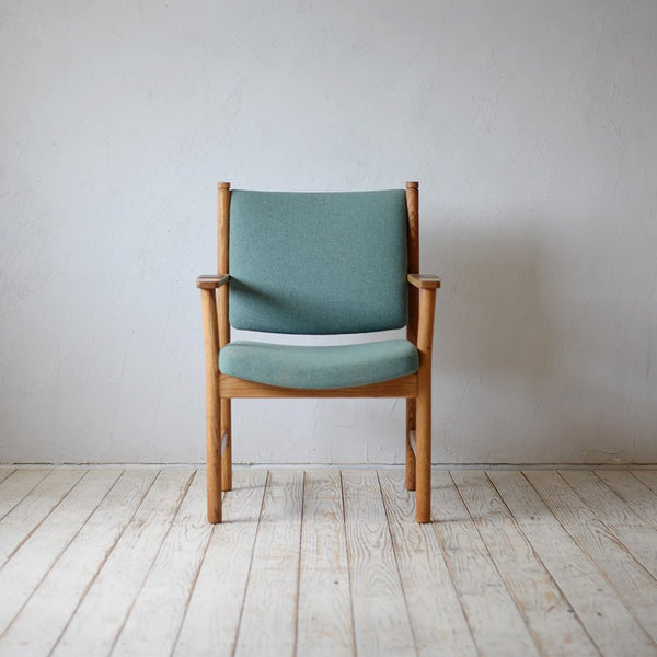 Arm Chair 705D504A