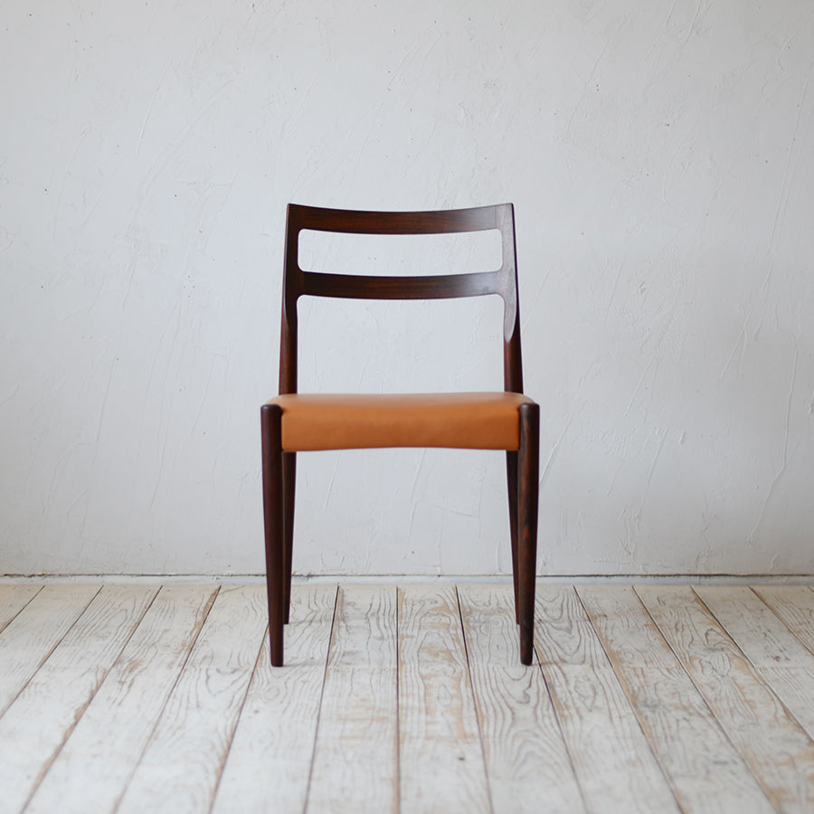 Johannes Andersen Dining Chair 811D218D | 北欧家具 北欧インテリア