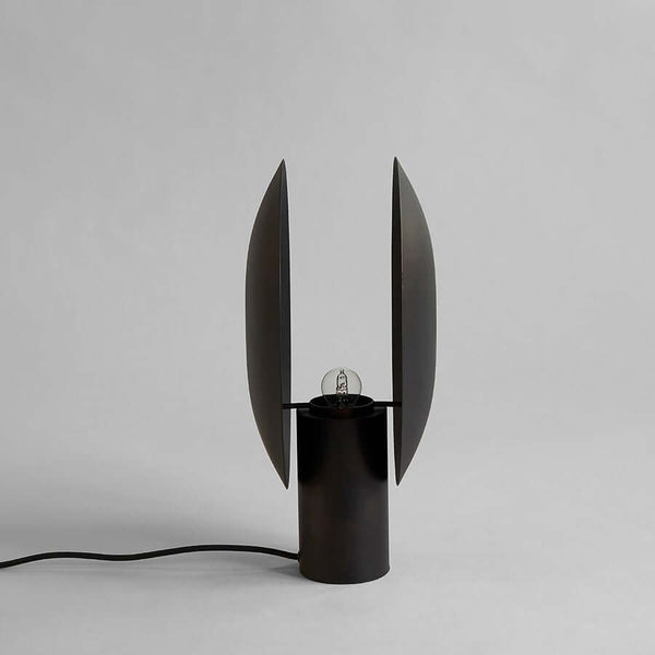 101 COPENHAGEN【日本代理店】デンマークデザイン  Clam Table Lamp Burned Black