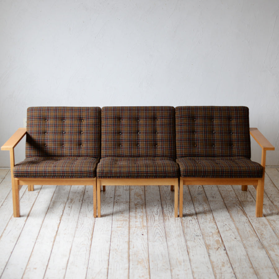Ole Gjerløv Knudsen & Torben Lind 3P Sofa D-R212D641A | 北欧家具