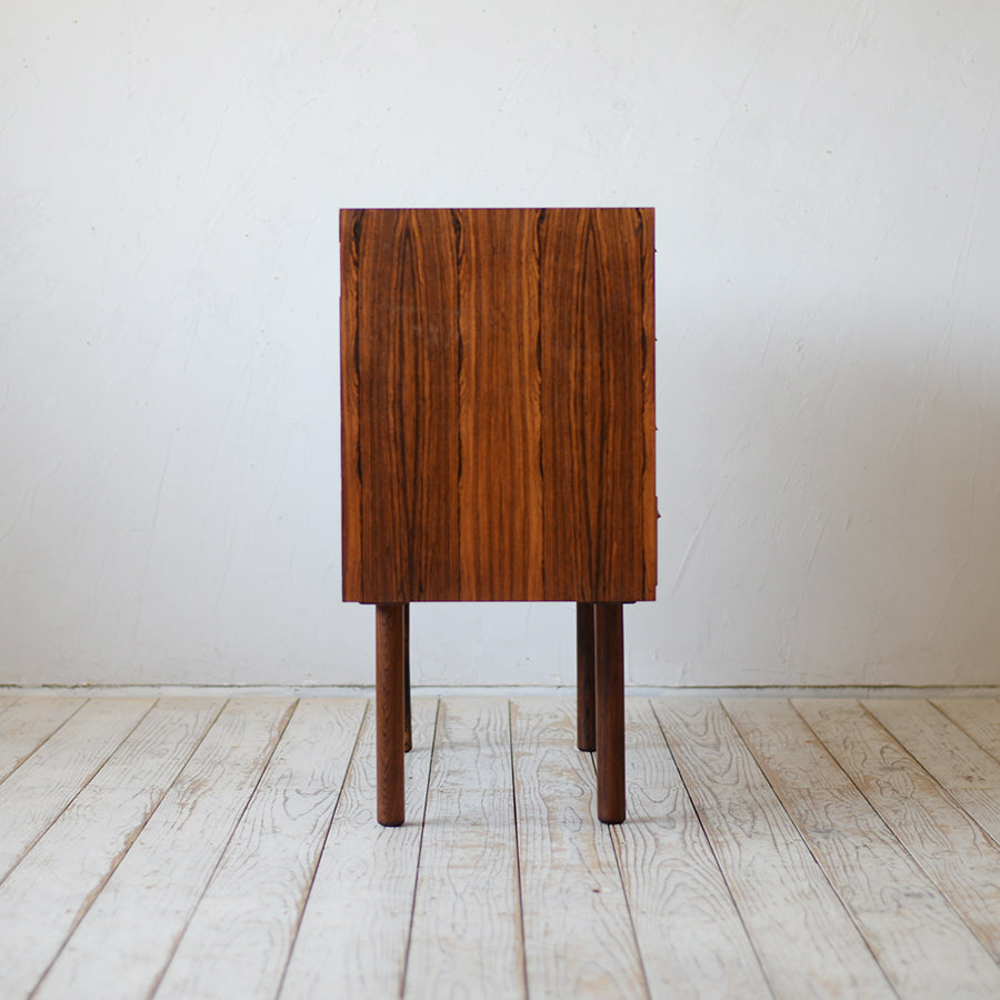 Mckee ヌードショトグラス４個セット Mckee ヌードショトグラス4個セット