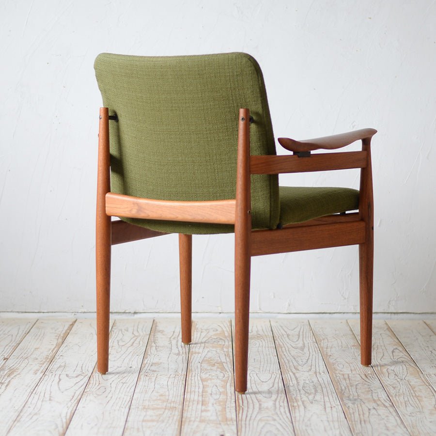 Finn Juhl model192 Arm Chair D-R403D122 | 北欧家具 北欧インテリア通販サイト greeniche  (グリニッチ)