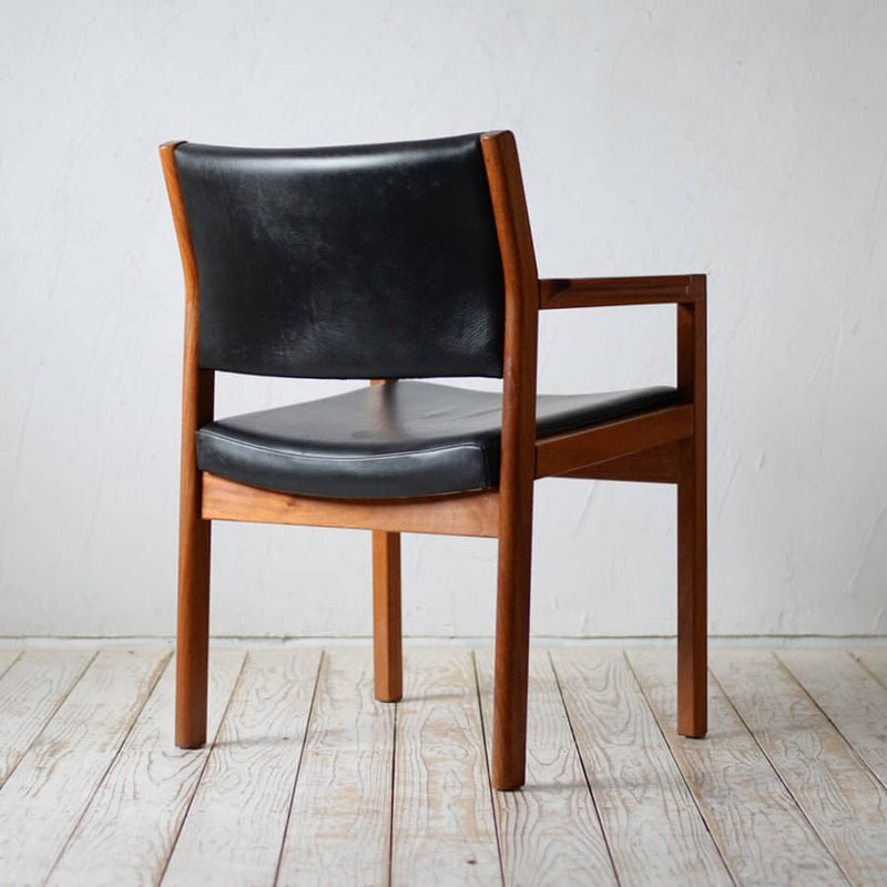 Christian Hividt Arm Chair D-R412D232A - 北欧家具 北欧インテリア通販サイト greeniche (グリニッチ)