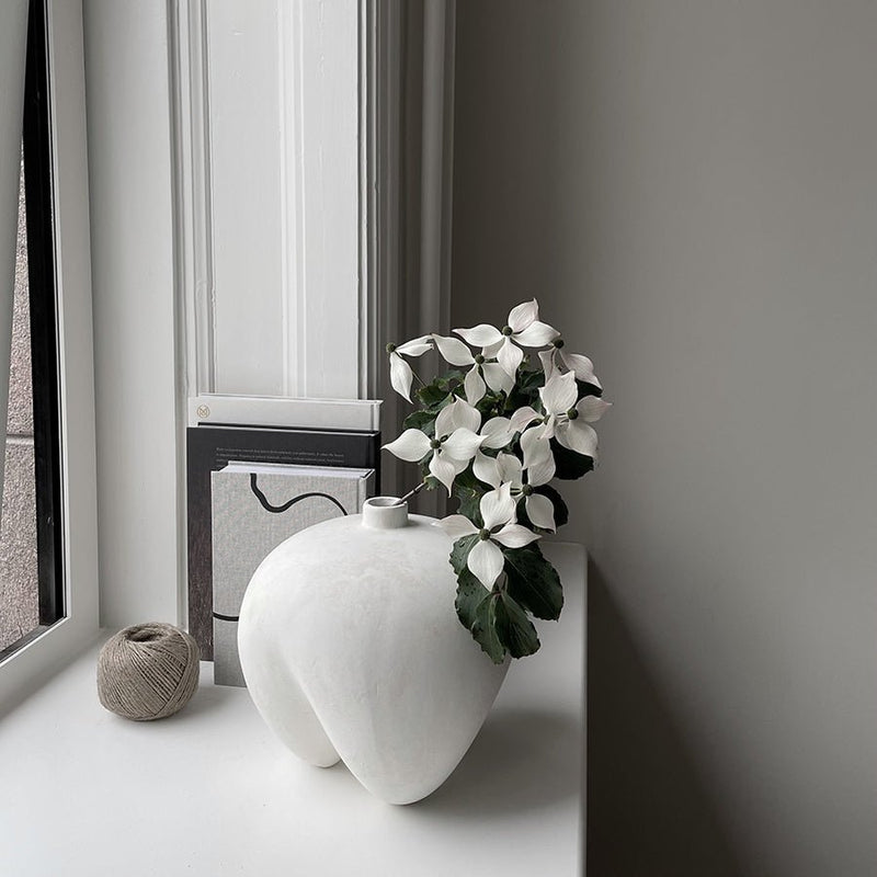 101 COPENHAGEN 【日本代理店】デンマークデザイン Sumo Vase Mini Bone White - 北欧家具 北欧インテリア通販サイト greeniche (グリニッチ)